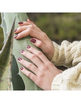 vernis-vegan-rouge-clever-beauty-maquillage-ongles